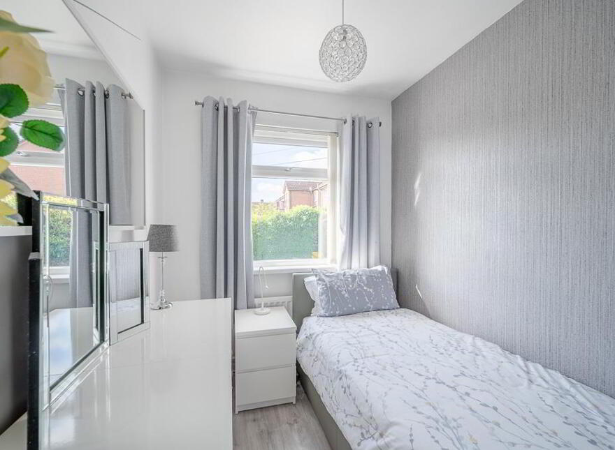 22 North Sperrin, Belfast, BT5 7HU