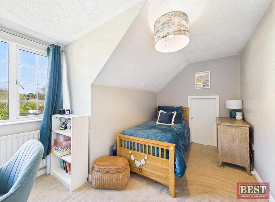 27 Killowen Road, Rostrevor, Newry, BT34 3AF