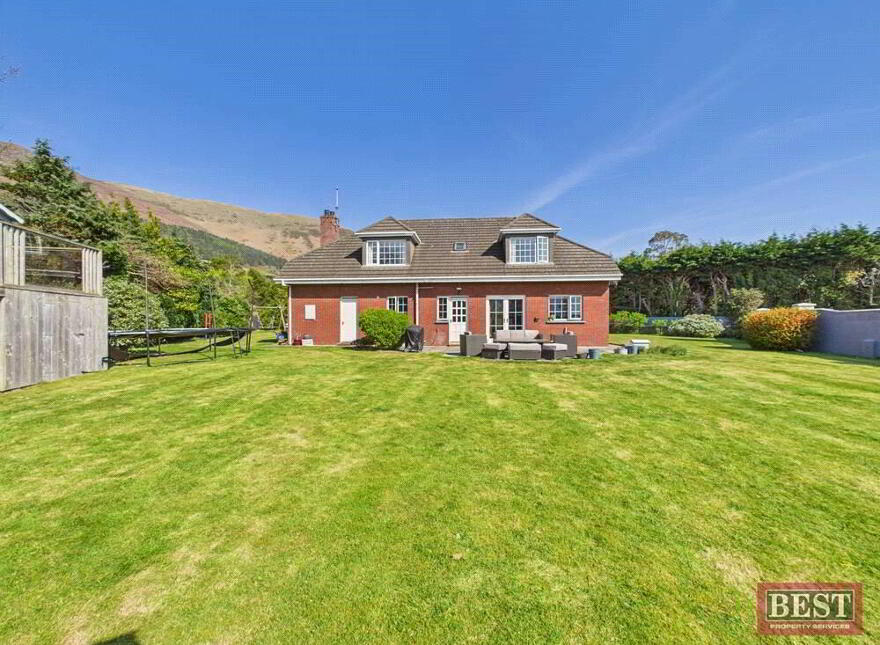27 Killowen Road, Rostrevor, Newry, BT34 3AF