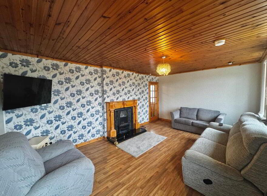 8 Antrim Park, Ballymoney, BT53 7AY
