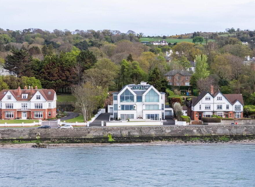 Apartment 2 Henley 12 Seafront Road, Cultra, Holywood, BT18 0BB