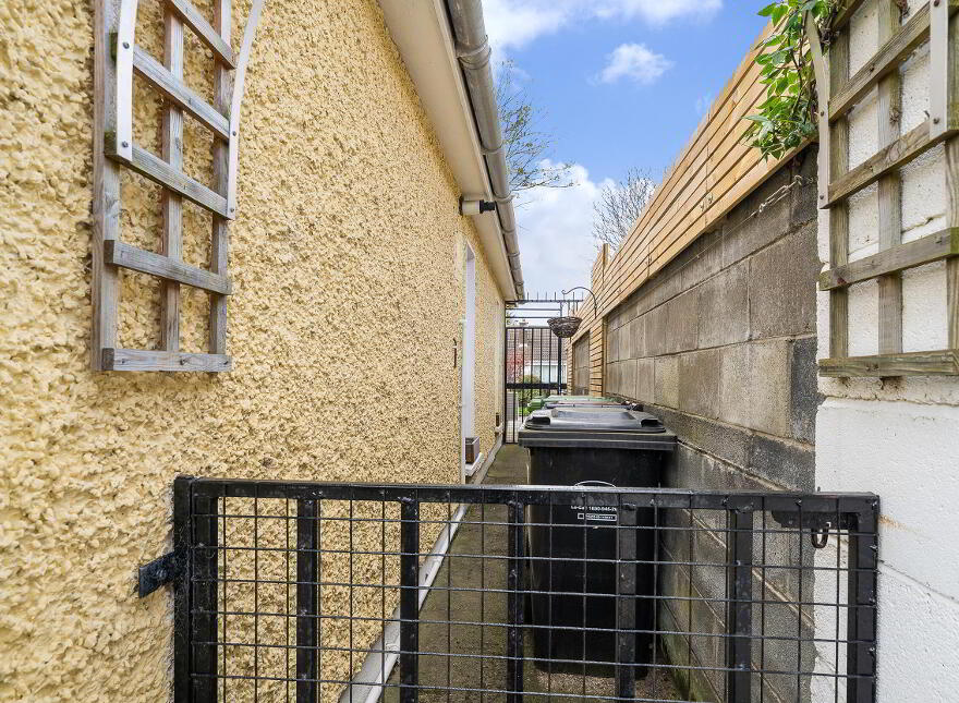 37 Cherrywood Avenue, Clondalkin, Dublin, D22DP77