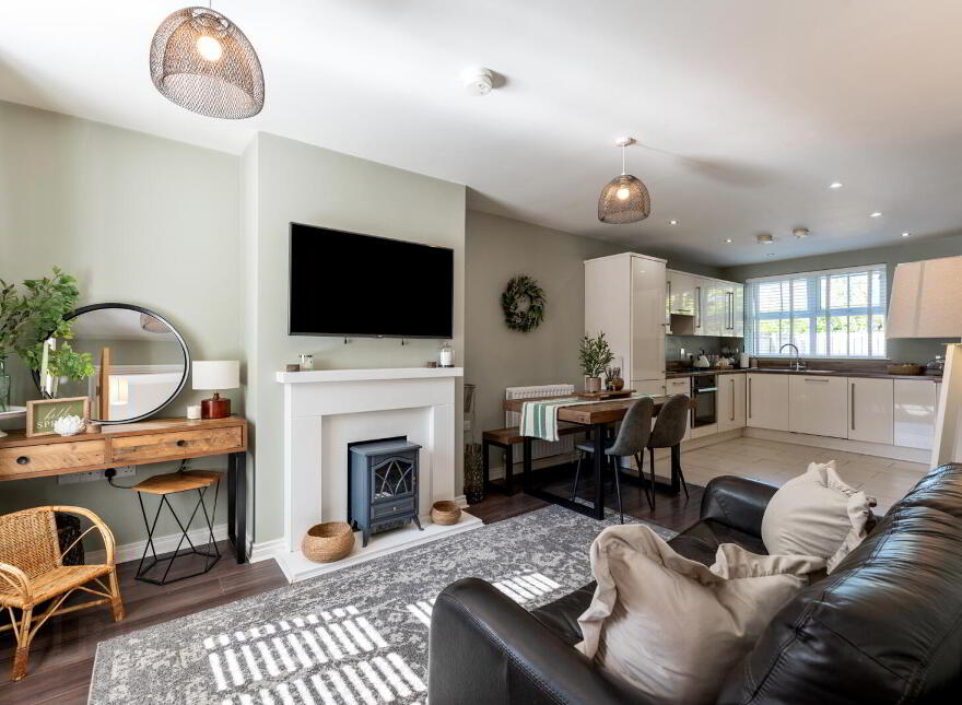 6 Mountpleasant Park, Newtownards, BT23 4WJ