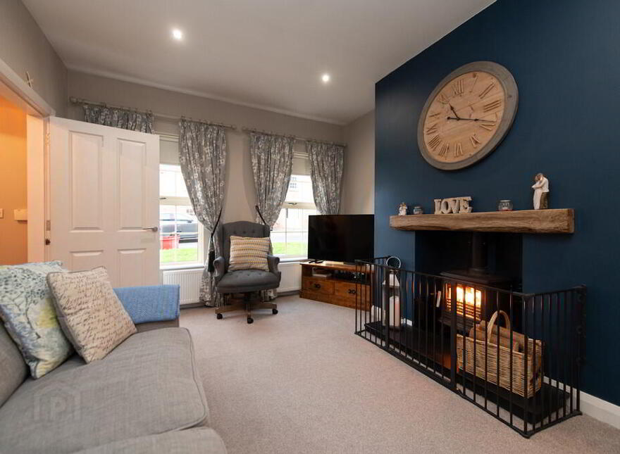 6 The Cairn View, Greenisland, Carrickfergus, BT38 8YQ