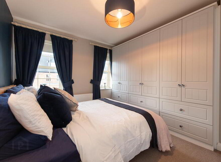 6 The Cairn View, Greenisland, Carrickfergus, BT38 8YQ