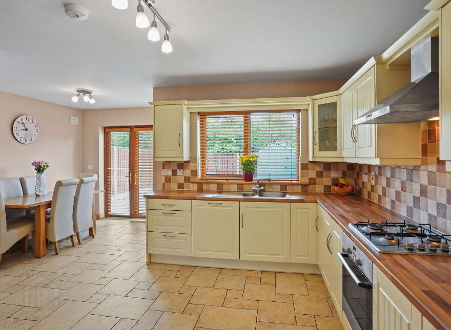17 An Tor Aonarach, Kingscourt