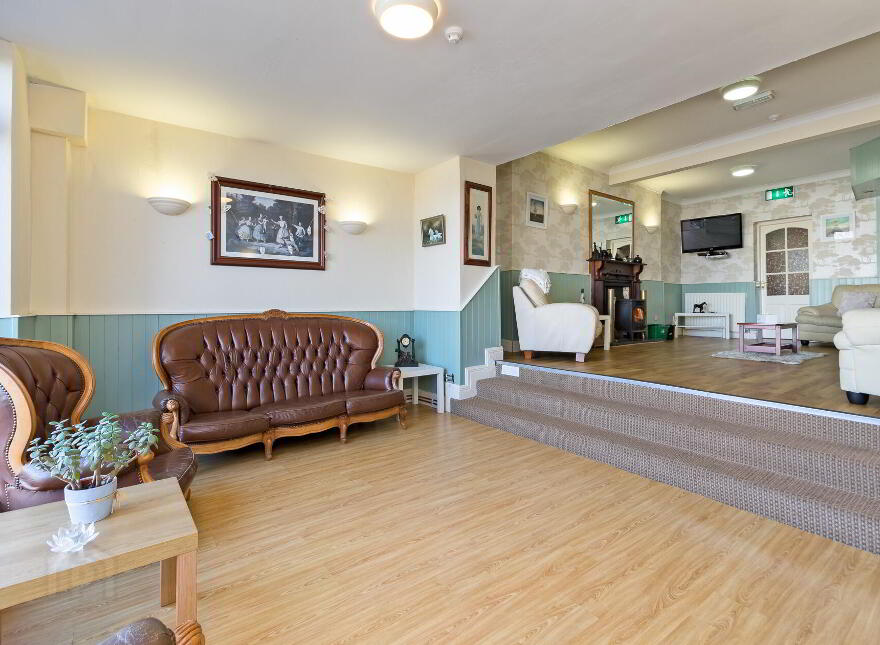 Ocean Wave Lodge, Top Road, Strandhill, Sligo