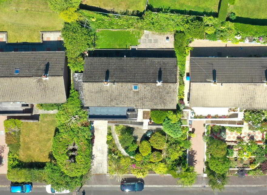 28 Mount Coole Gardens, Belfast, BT14 8JY