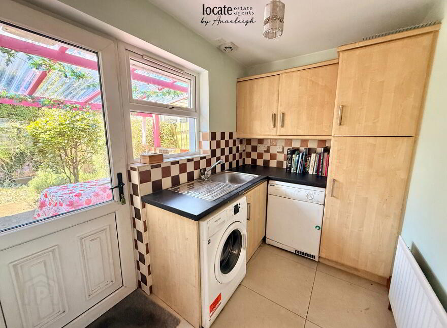 27 Ashthorpe, Waterside, Derry, BT47 2DH