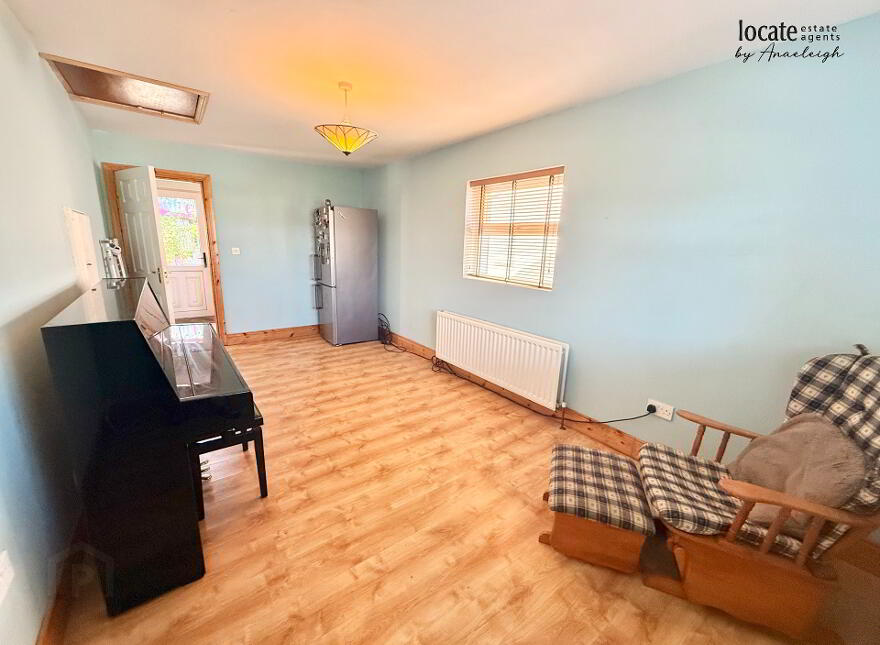 27 Ashthorpe, Waterside, Derry, BT47 2DH