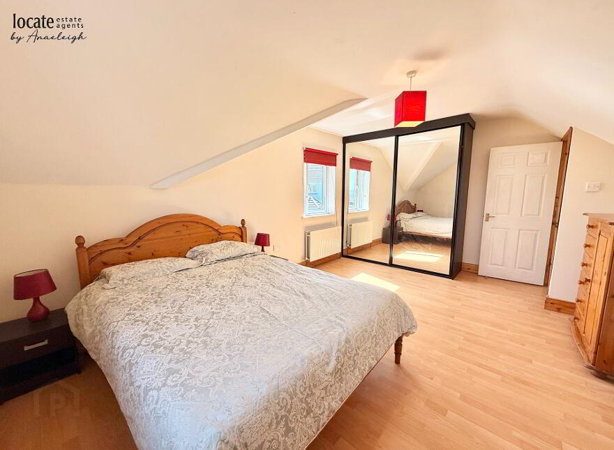 27 Ashthorpe, Waterside, Derry, BT47 2DH