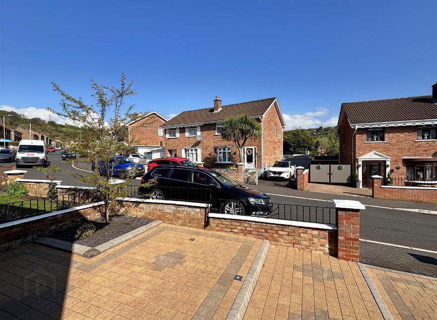 59 Wolfhill Avenue South, Belfast, BT14 8NU