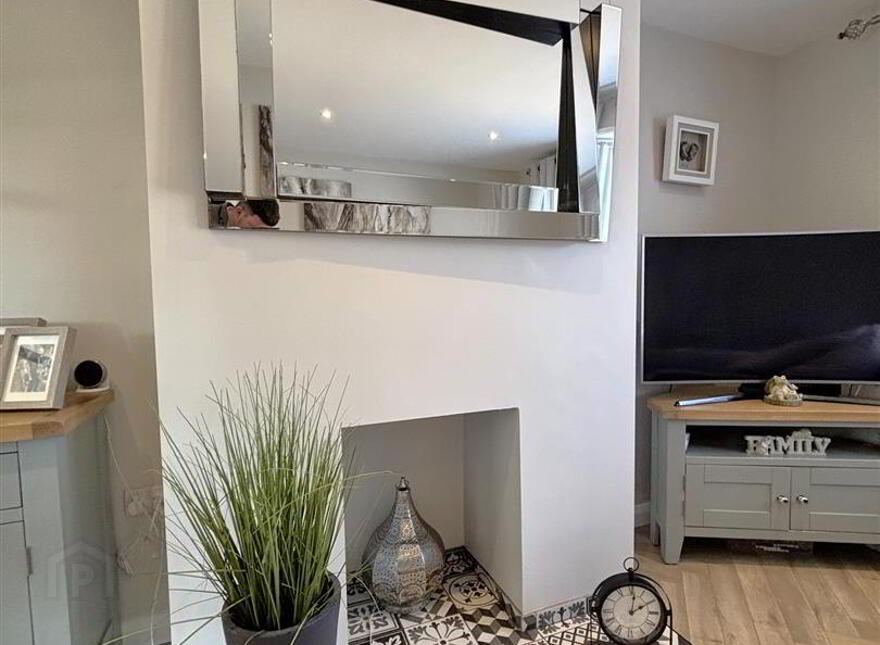 59 Wolfhill Avenue South, Belfast, BT14 8NU