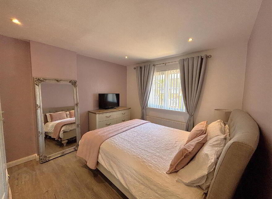 59 Wolfhill Avenue South, Belfast, BT14 8NU