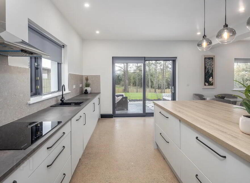 Boann, Carrigogna, Midleton, P25X034