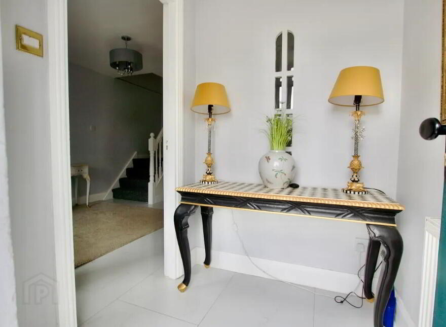 Glasson Village, Athlone, N37XY20