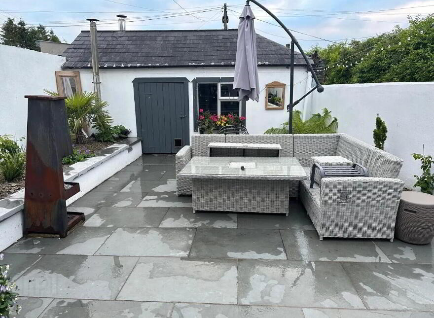 Glasson Village, Athlone, N37XY20