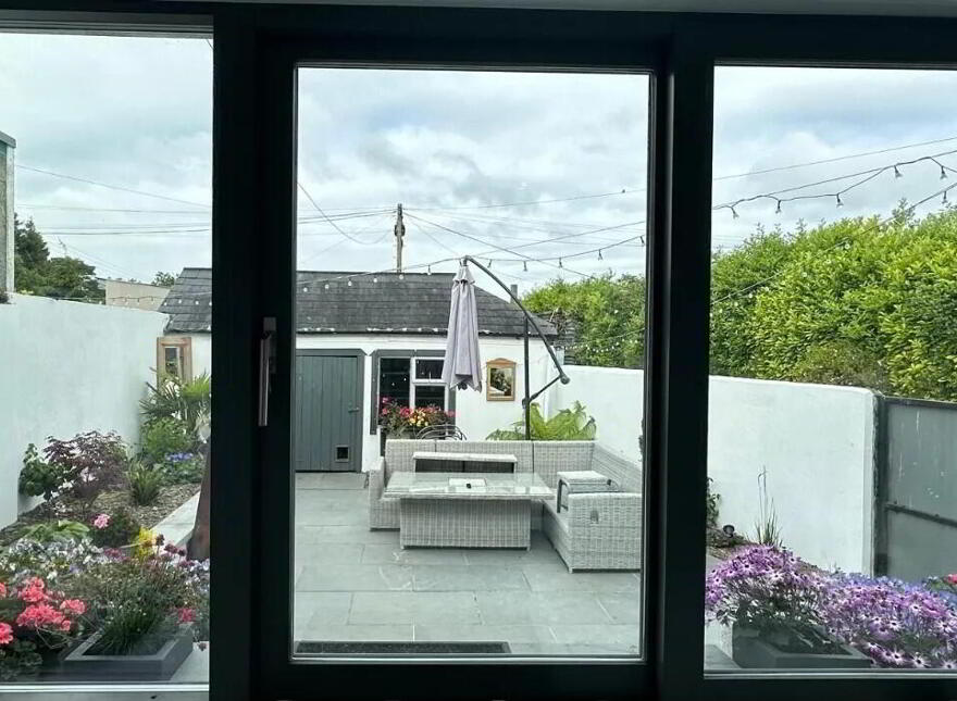 Glasson Village, Athlone, N37XY20