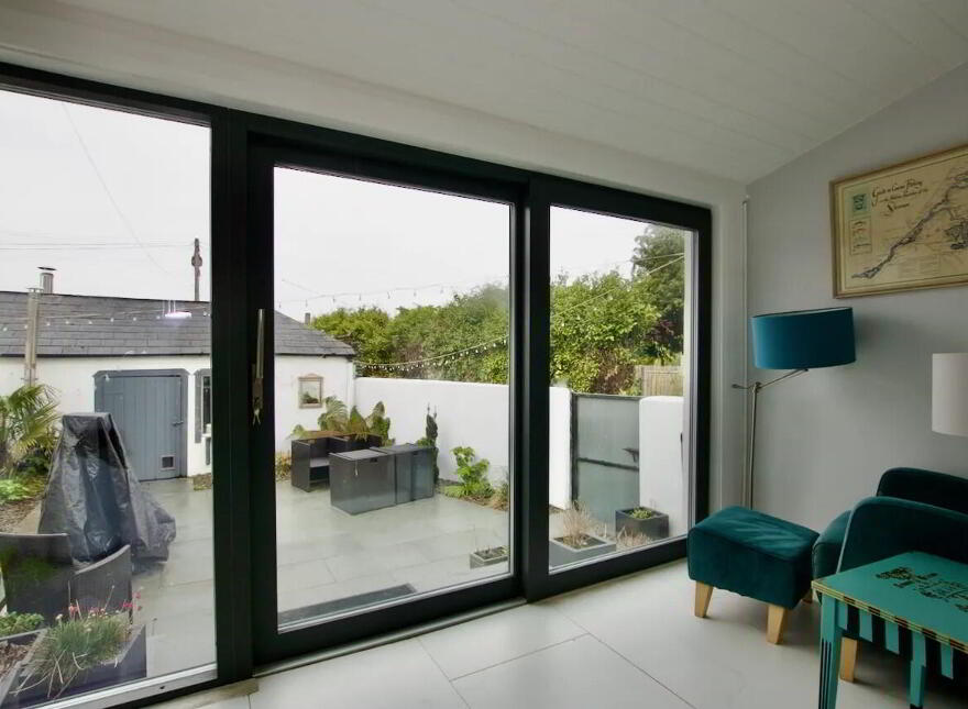 Glasson Village, Athlone, N37XY20