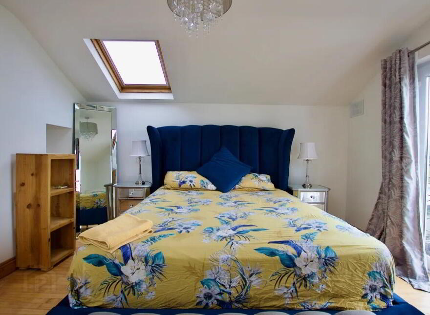 Glasson Village, Athlone, N37XY20