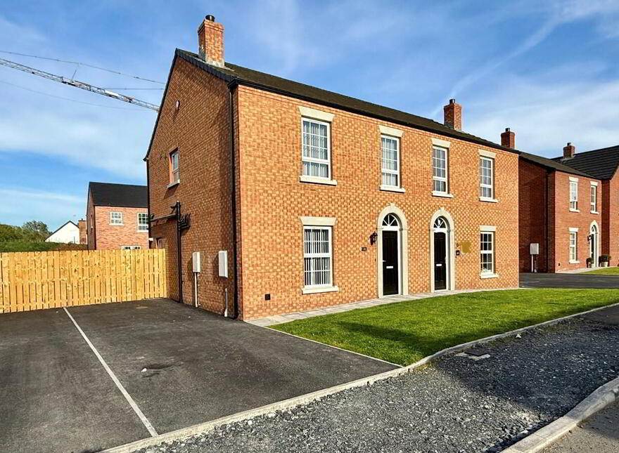 16 Bocombra Park, Portadown, BT63 5FA photo