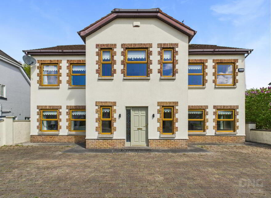 1 Árd Na Gréine, Tullamore, R35