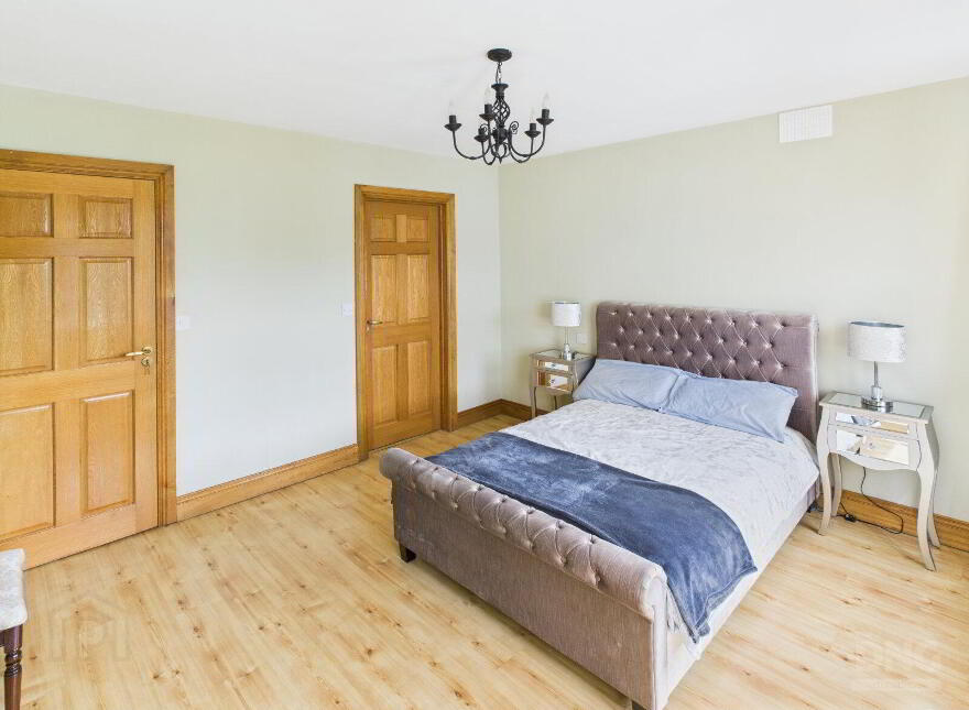 1 Árd Na Gréine, Tullamore, R35
