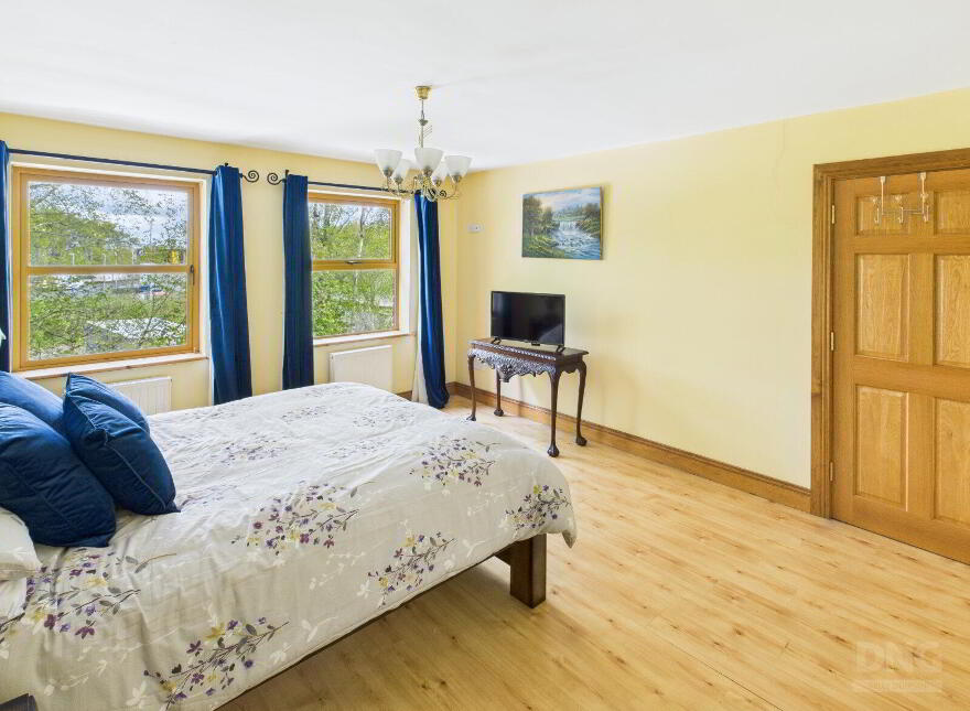 1 Árd Na Gréine, Tullamore, R35