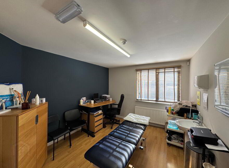 First Floor, 13b Antrim Street, Lisburn, BT28 1AU