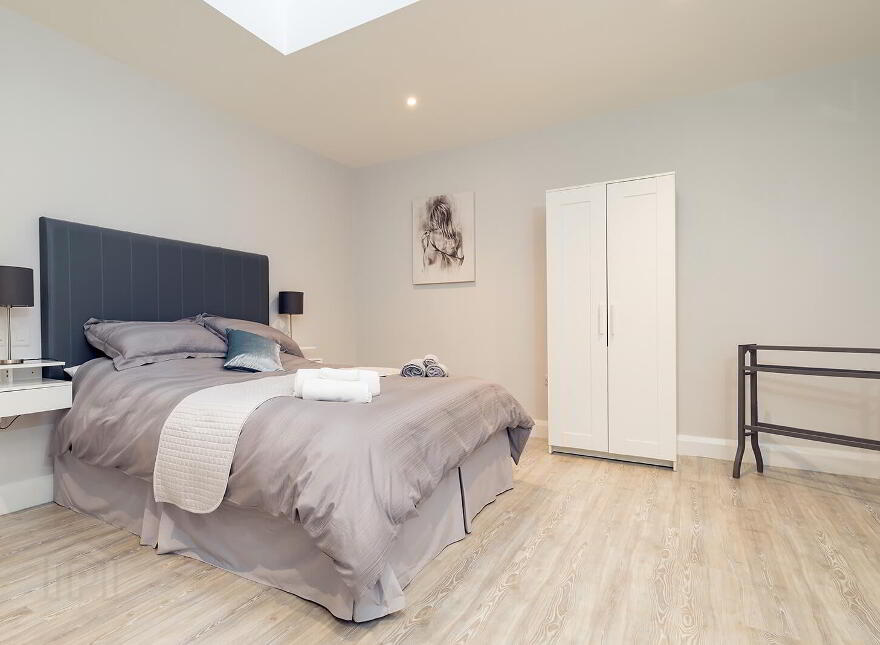 2, 2a, 2b Monaghan Street & 27 Merchants Quay, Newry, BT35 6AA