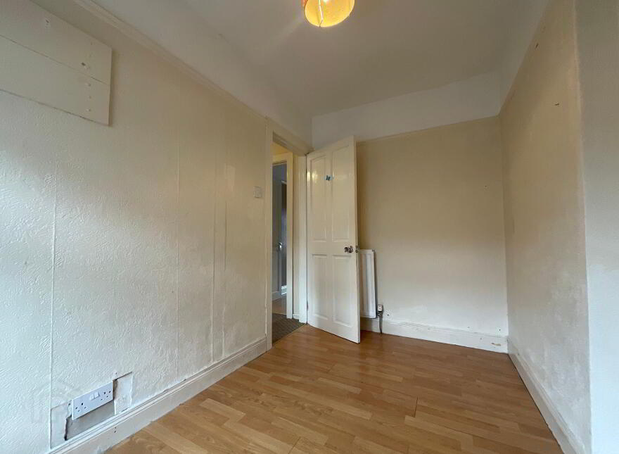 58 Glenbank Place, Belfast, BT14 8AN