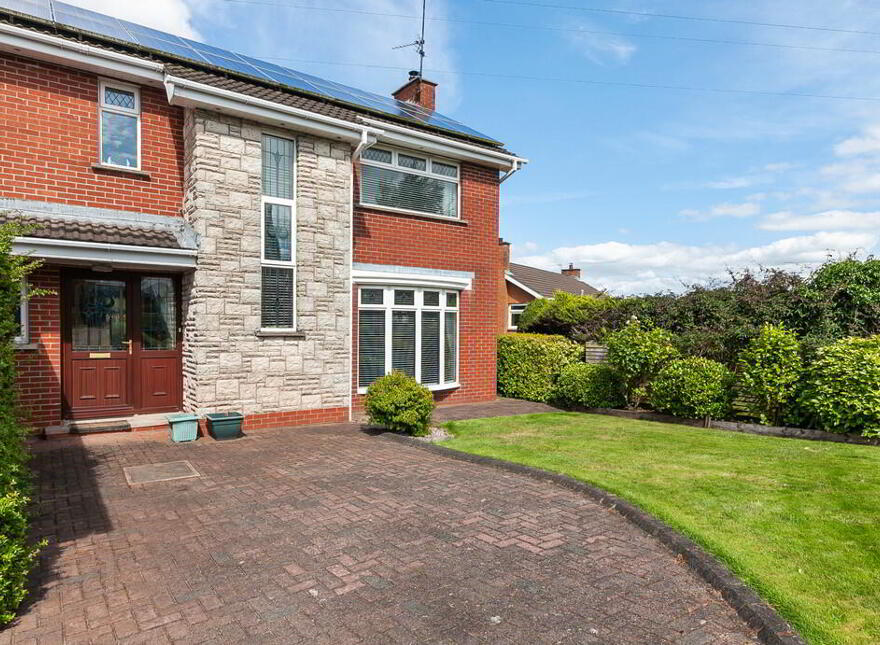 122 Trossachs Drive, Upper Malone Road, Belfast, BT10 0HU