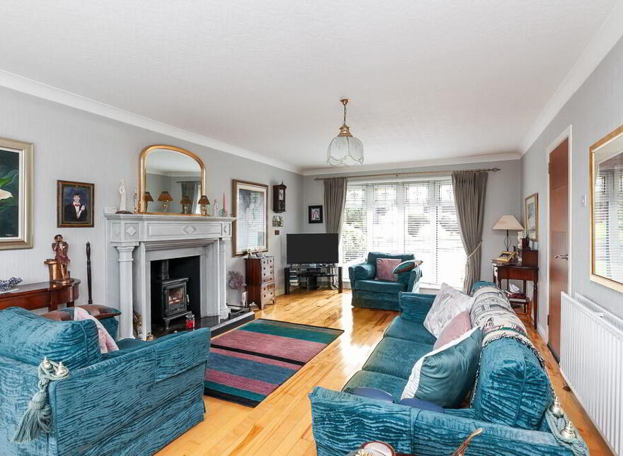 122 Trossachs Drive, Upper Malone Road, Belfast, BT10 0HU