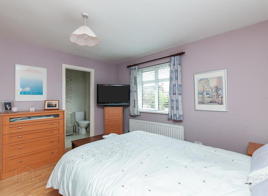 122 Trossachs Drive, Upper Malone Road, Belfast, BT10 0HU
