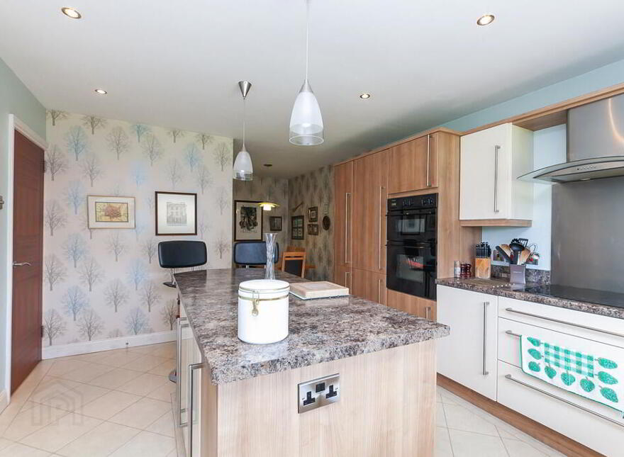 122 Trossachs Drive, Upper Malone Road, Belfast, BT10 0HU