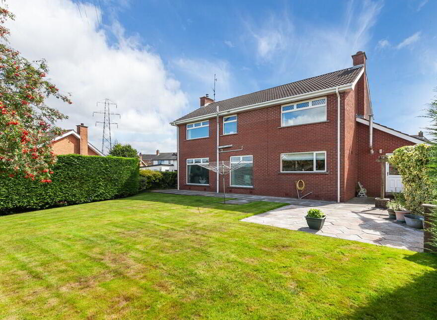 122 Trossachs Drive, Upper Malone Road, Belfast, BT10 0HU