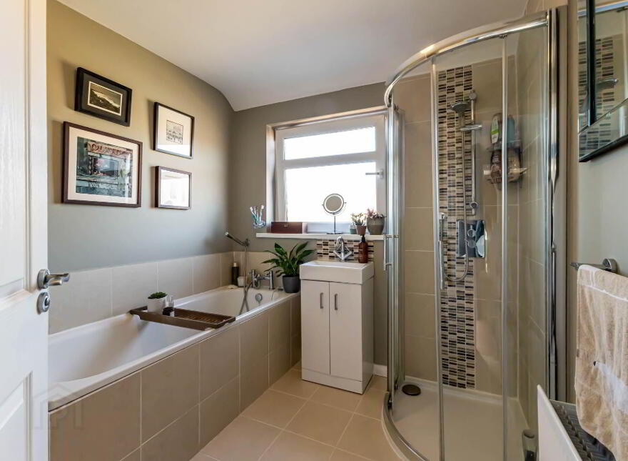 35 Killeaton Gardens, Derriaghy, Belfast, BT17 9HD