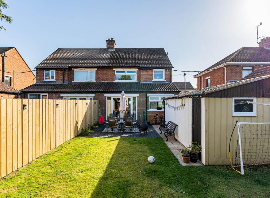 35 Killeaton Gardens, Derriaghy, Belfast, BT17 9HD