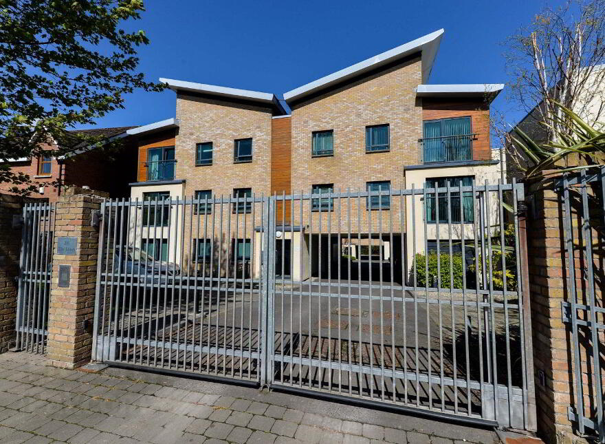 Apartment B4, 216 Belmont Road, Belfast, BT4 2AT photo