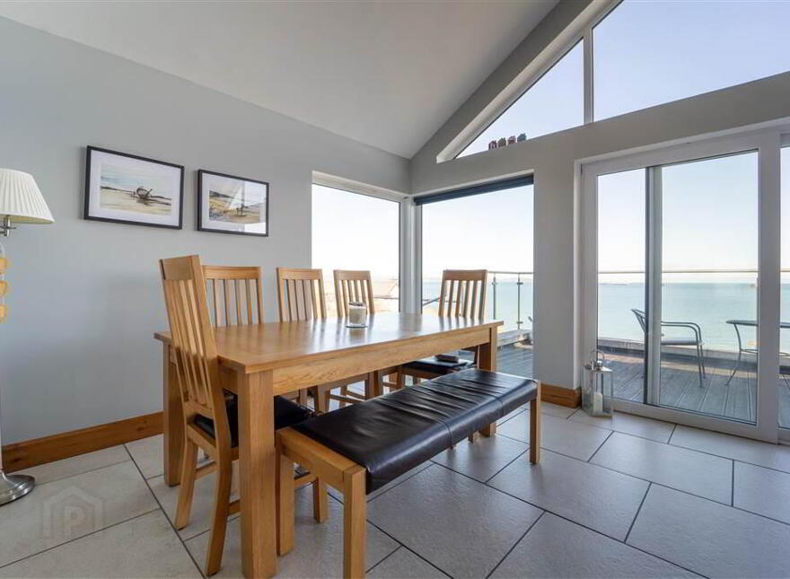 8b Andrews Shorefield, Groomsport, Bangor, BT19 6LJ