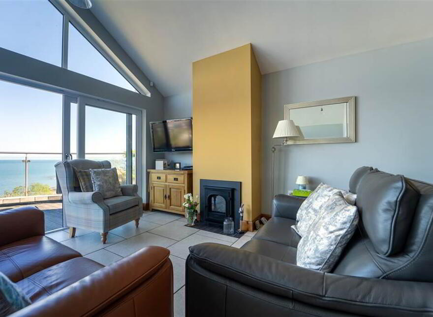 8b Andrews Shorefield, Groomsport, Bangor, BT19 6LJ