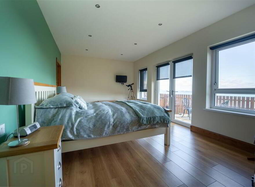 8b Andrews Shorefield, Groomsport, Bangor, BT19 6LJ
