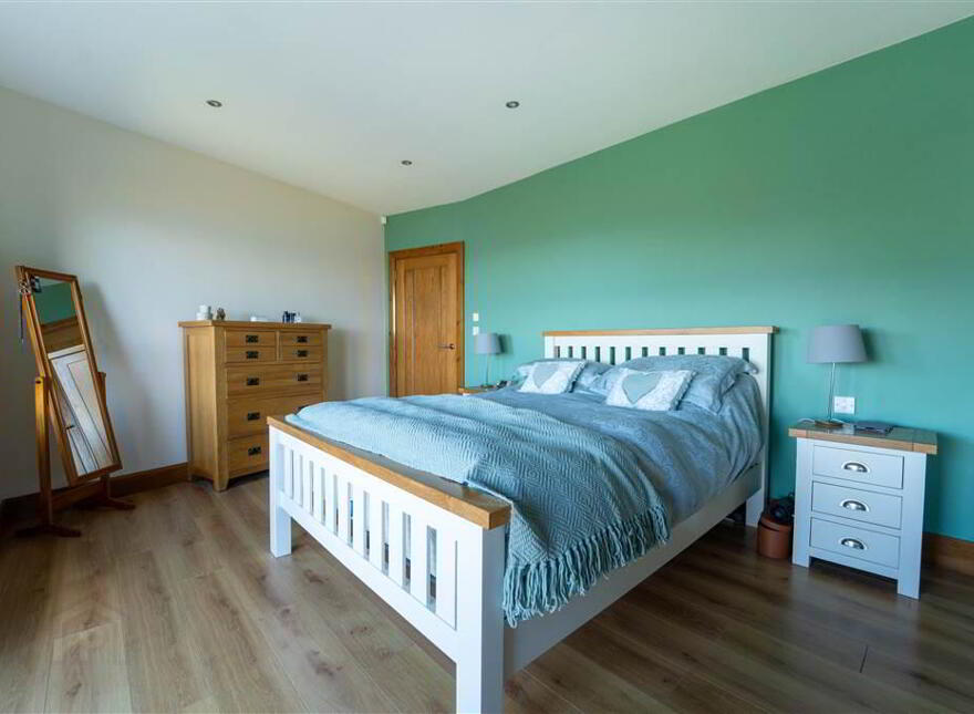 8b Andrews Shorefield, Groomsport, Bangor, BT19 6LJ