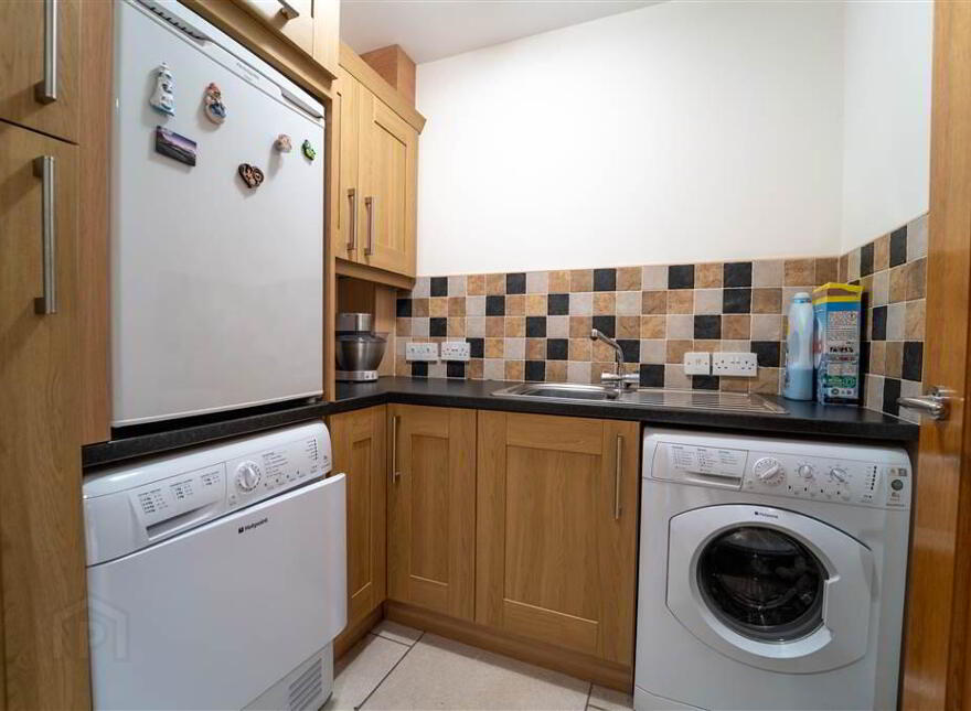 8b Andrews Shorefield, Groomsport, Bangor, BT19 6LJ