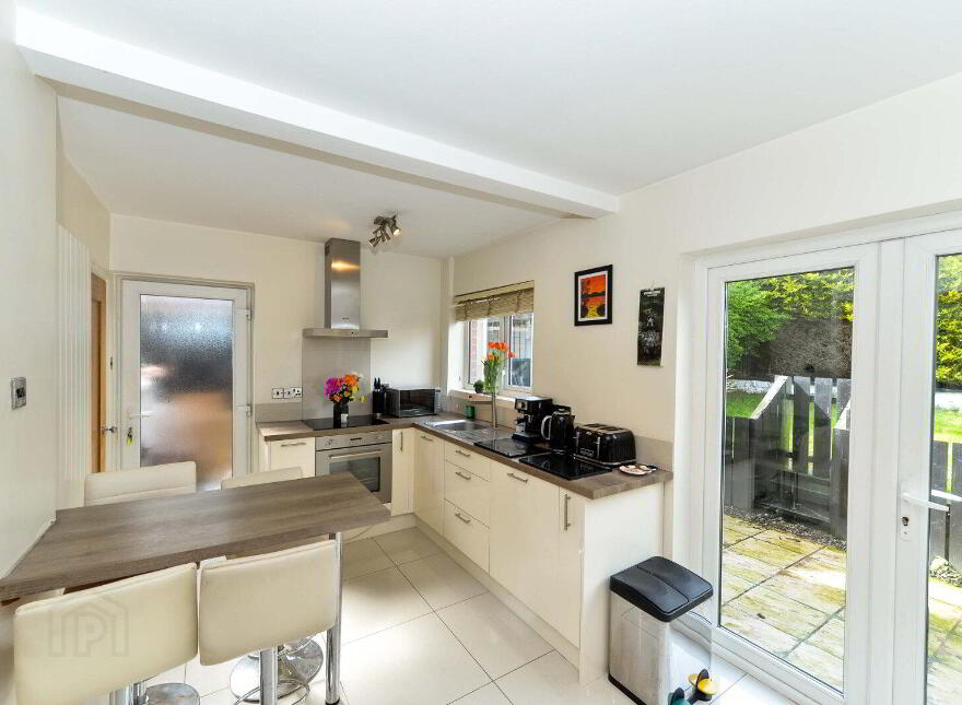 17 Ballyregan Drive, Dundonald, Belfast, BT16 1JN