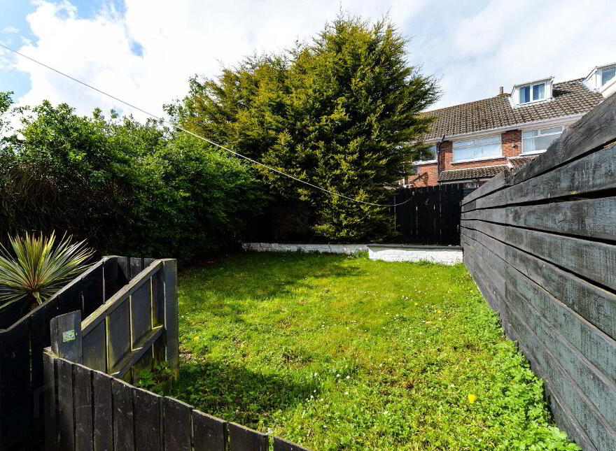 17 Ballyregan Drive, Dundonald, Belfast, BT16 1JN