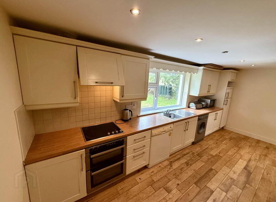 Carrowbeg, Kilkelly, F35PW81