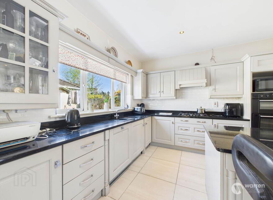 24 The Crescent, Castlecomer Road, Kilkenny Town, R95X4V8