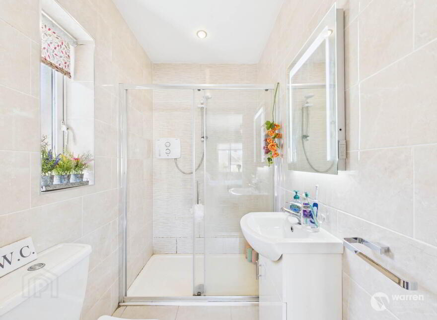24 The Crescent, Castlecomer Road, Kilkenny Town, R95X4V8