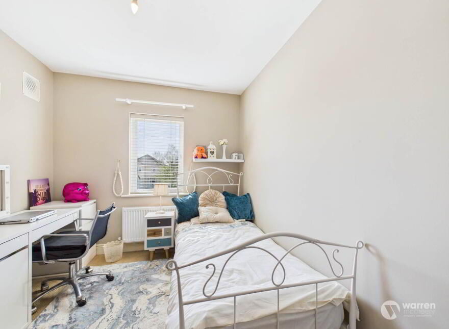 24 The Crescent, Castlecomer Road, Kilkenny Town, R95X4V8